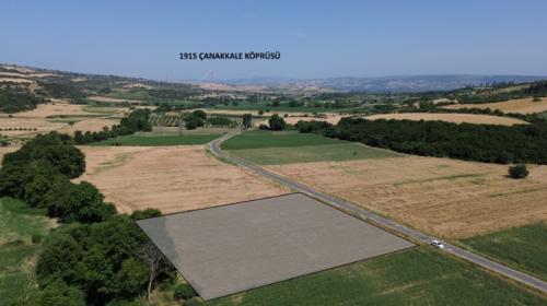 GELİBOLU BAYIRKÖYDE 920 M² ÇAPLI MUVAFAKATLI SATILIK PARSEL