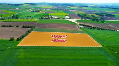 SİLİVRİ FENERKÖYDE  SATILIK TARLA