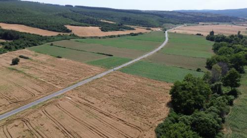 GELİBOLU BAYIRKÖYDE 920 M² ÇAPLI MUVAFAKATLI SATILIK PARSEL