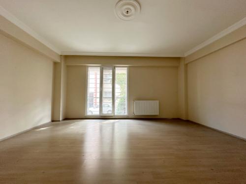 PRM EMLAKTAN RUMELİ EVLERİNDE SATILIK 3+1 DAİRE 125 M2