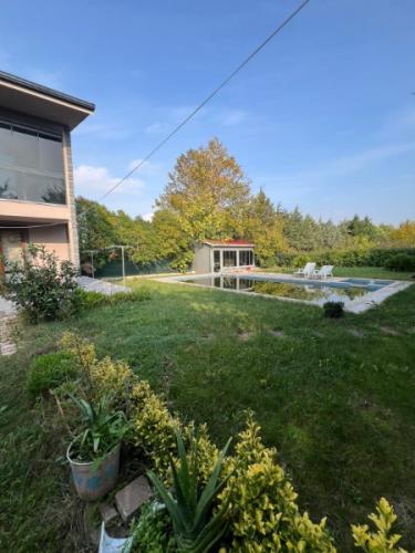  4+1 Müstakil Havuzlu Yaşam • 4.050 m² Özel Arazi