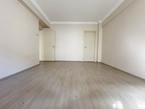 PRM EMLAKTAN RUMELİ EVLERİNDE SATILIK 3+1 DAİRE 125 M2