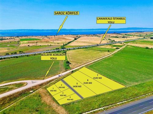 BOLAYIRDA SATILIK YOLA CEPHE PARSEL