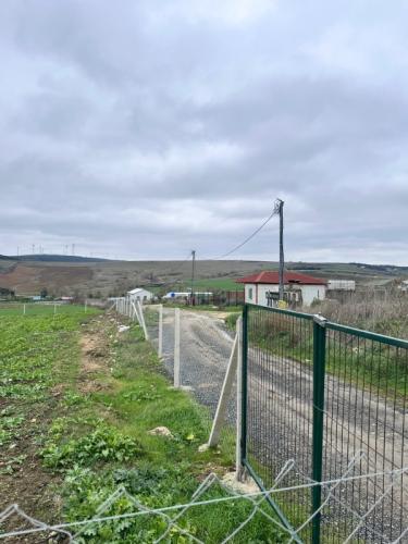  ELBASAN’DA ÇAPLI–MUVAFAKATLI 2.650 m² YATIRIM HİSSESİ