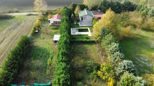  4+1 Müstakil Havuzlu Yaşam • 4.050 m² Özel Arazi