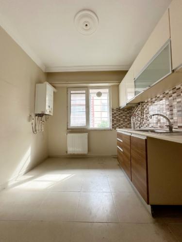 PRM EMLAKTAN RUMELİ EVLERİNDE SATILIK 3+1 DAİRE 125 M2
