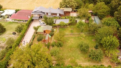 	Çatalca Kabakça’da Havuzlu ve Ahşap Evli Büyük Bahçeli Mülk